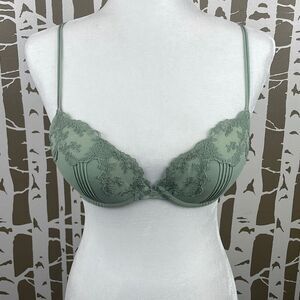 La Perla Light Green Lace Push Up Underwire Bras sz 34C